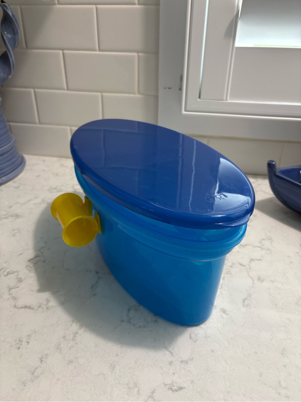 Pasta N More blue  Oval microwave pasta cooker